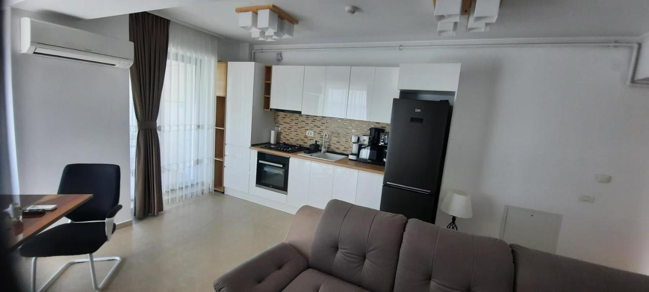 Apart Hotel Victor Мамая Екстериор снимка