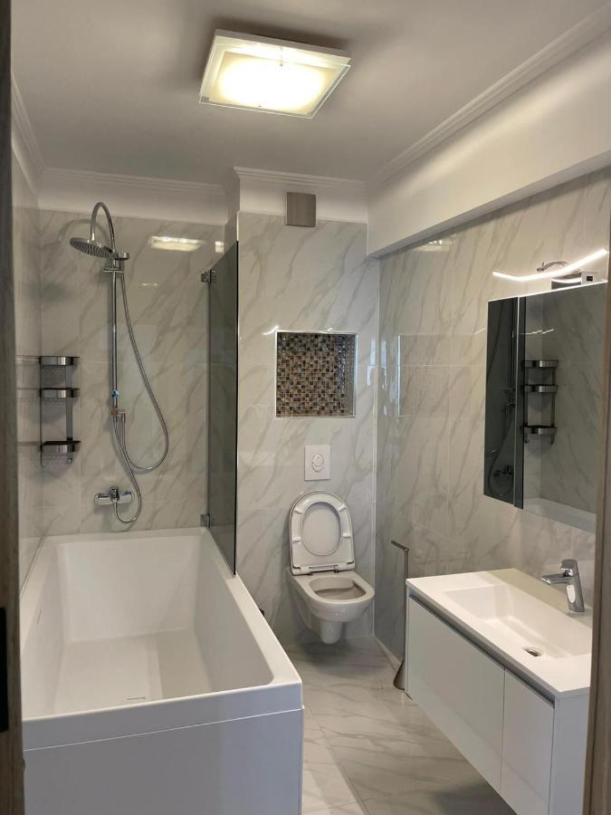 Apart Hotel Victor Мамая Екстериор снимка